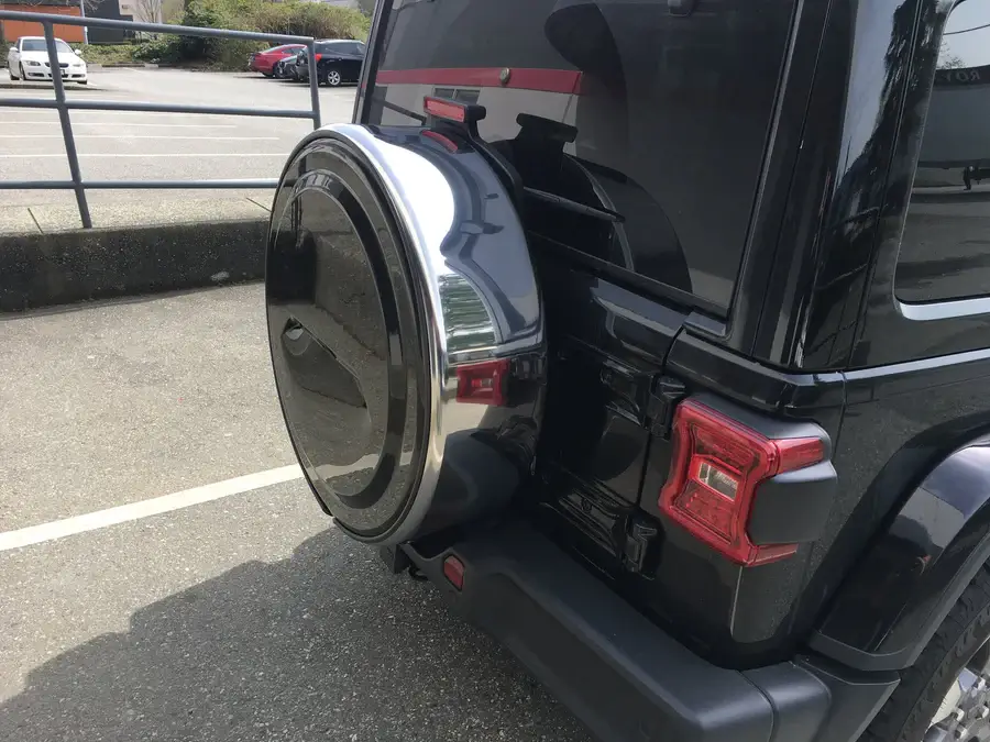 hard spare tire cover for off roading